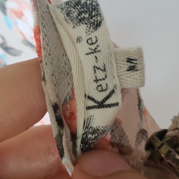 Sheer Floral Top - Picture 7 of 8